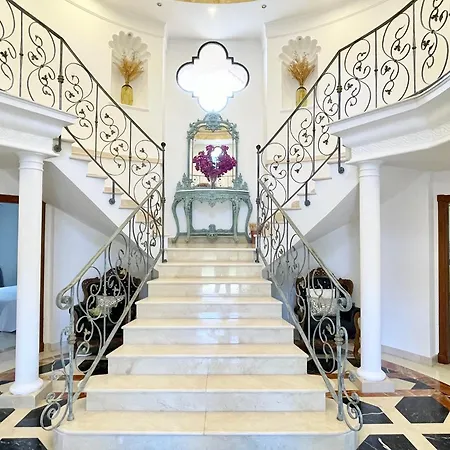 Premium By Homing Marbella